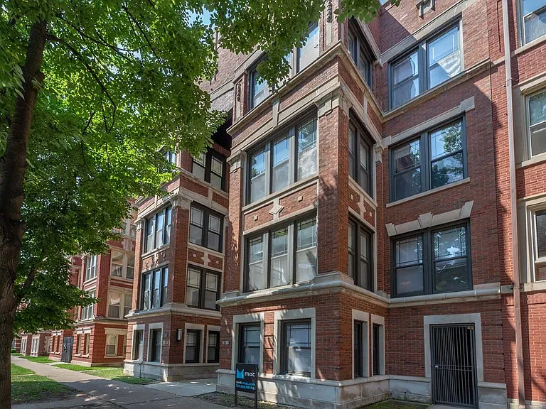5118 S. Greenwood — Photo 8