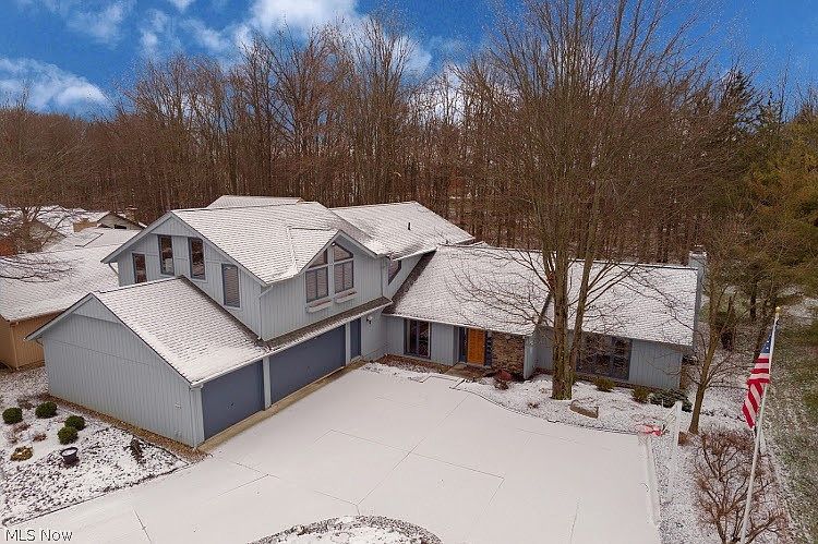 1st image of 21875 Meadows Edge Ln