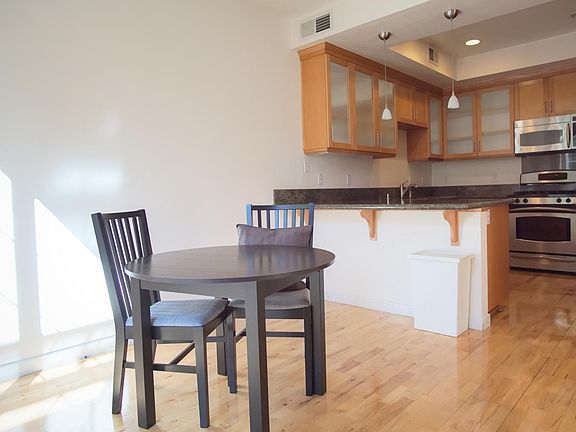 5th image of 331 Cereza Pl