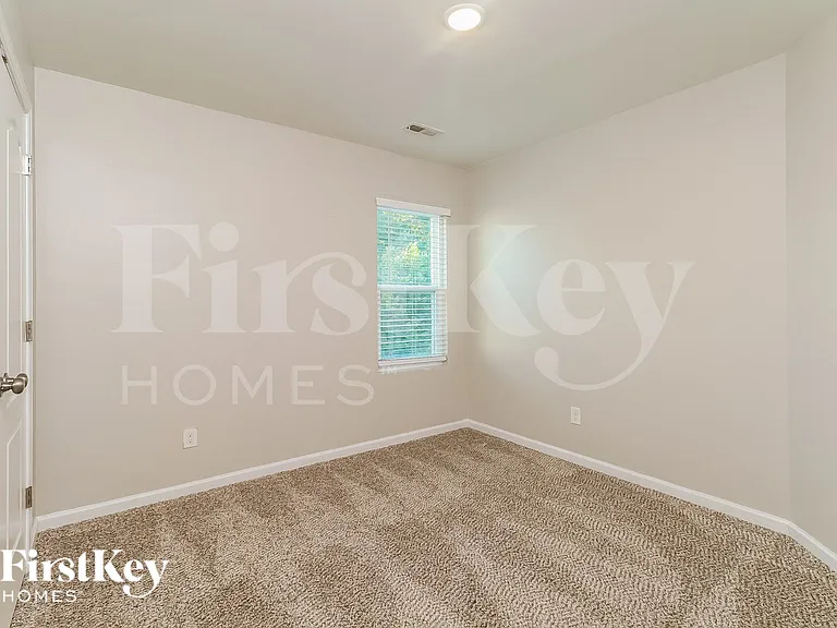 7429 Hidden Creek Dr — Photo 11