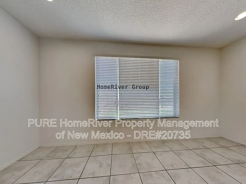 3 bed, 3.0 bath, 2583 sqft, $2,650 — Photo 3