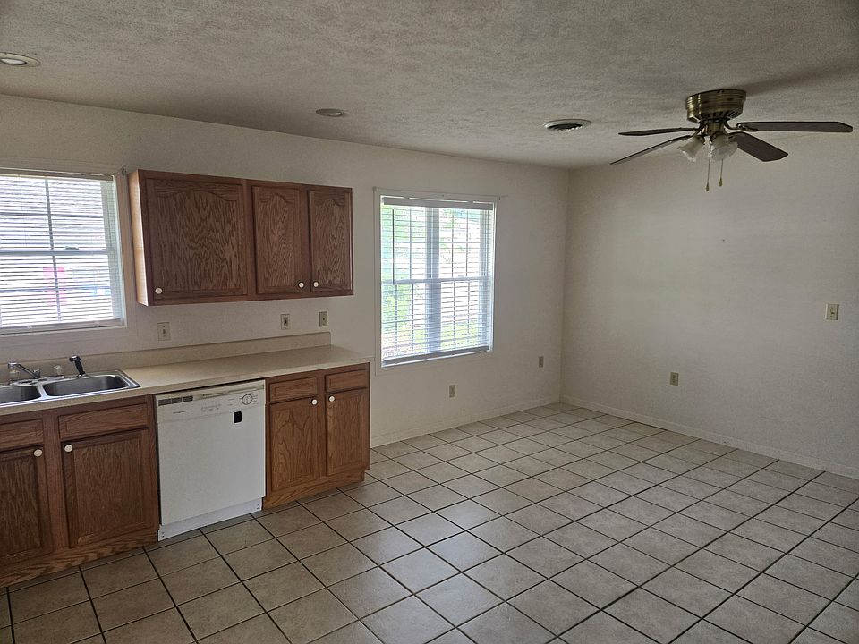KItchen and dining area