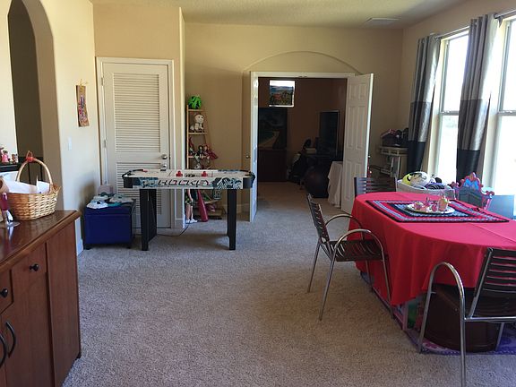 2nd image of 32 Palomino Way