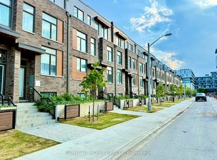 117 Green Gardens Blvd, Toronto, ON M6A 0E2