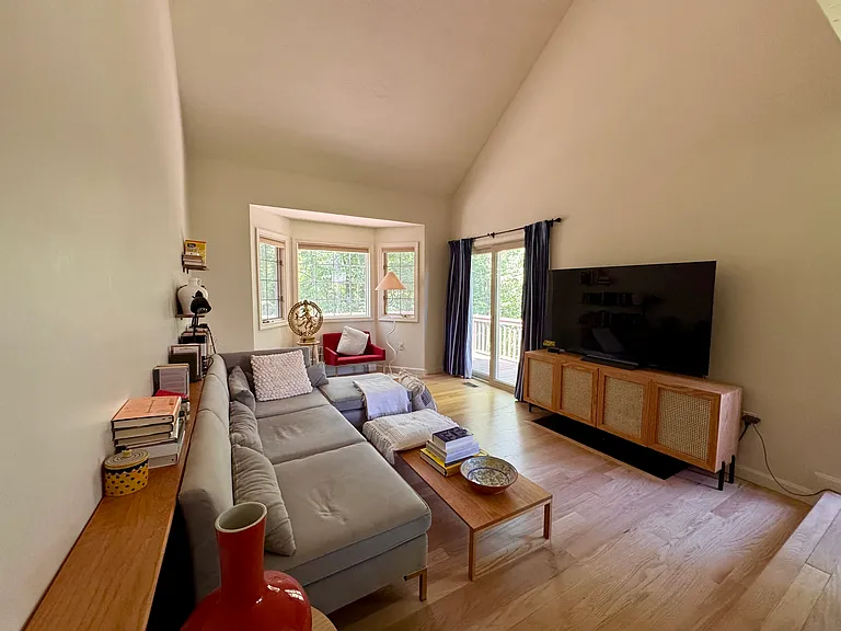 12 Birchwood Ln #12 — Photo 9