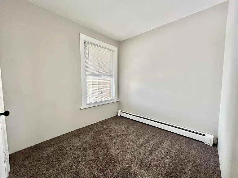 15 N High St — Photo 5