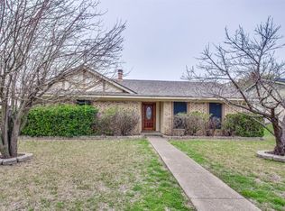 1513 Valley Trl, Mesquite, TX 75149