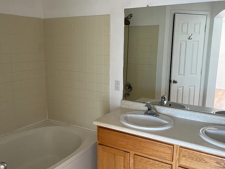 6067 Monte Azul Pl — Photo 11