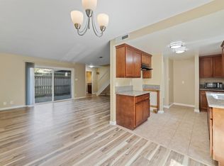 1016 Roundtree Ct, Sacramento, CA 95831