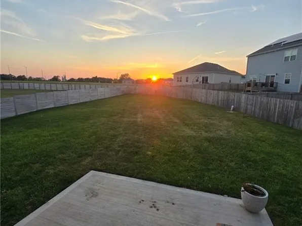 20150 Cornice St, Spring Hill, KS 66083