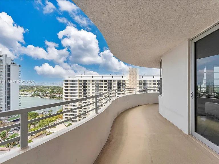 5555 Collins Ave #16A — Photo 20