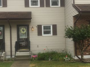 21 Set Poin, Plattsburgh, NY 12901