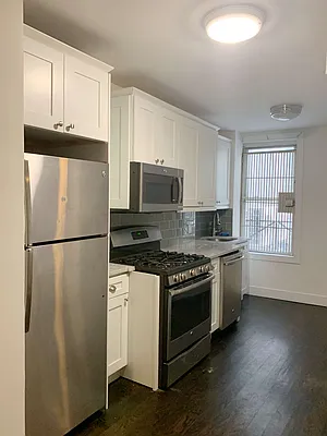 Rented by B S A Equities Corp | media 31