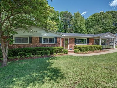 2952 Club Dr, Gastonia, NC, 28054