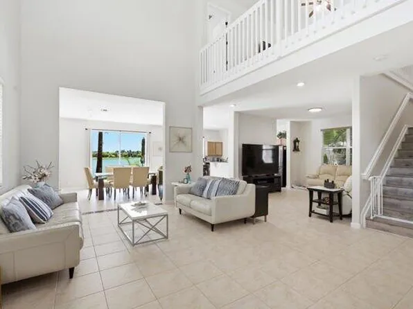991 NW Leonardo Circle, Port St Lucie, FL 34986