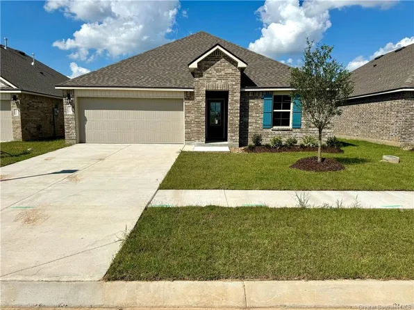 2229 Savannah View Dr, Lake Charles, LA 70607