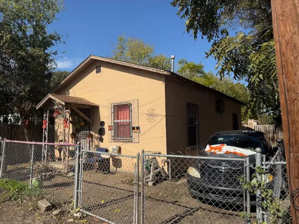 1221 Center St #1, San Antonio, TX 78202