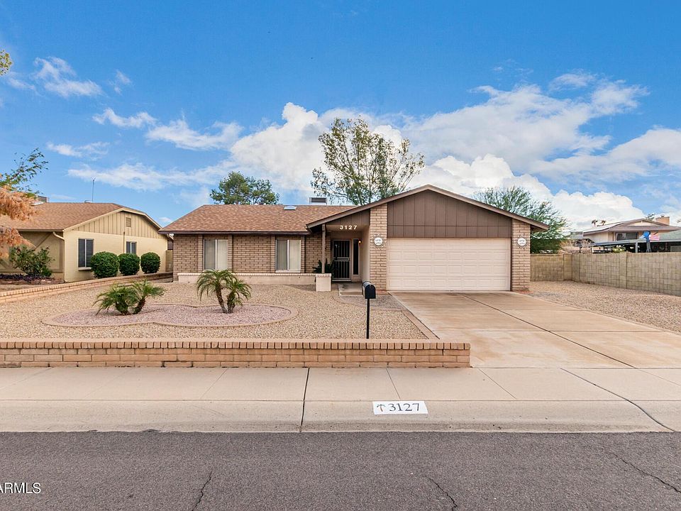 1st image of 3127 W Laurie Ln