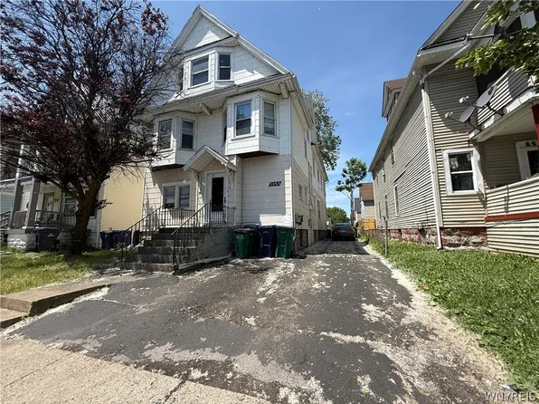 2263 S Park Ave, Buffalo, NY 14220