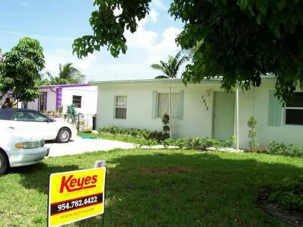 1313 NW 11th Pl, Fort Lauderdale, FL 33311