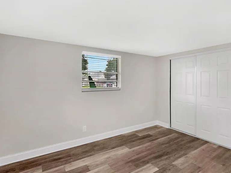 4105 W Mango Ave — Photo 8