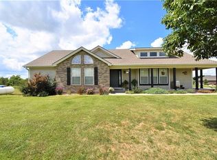 5044 SE Fox Run Rd, Lathrop, MO 64465