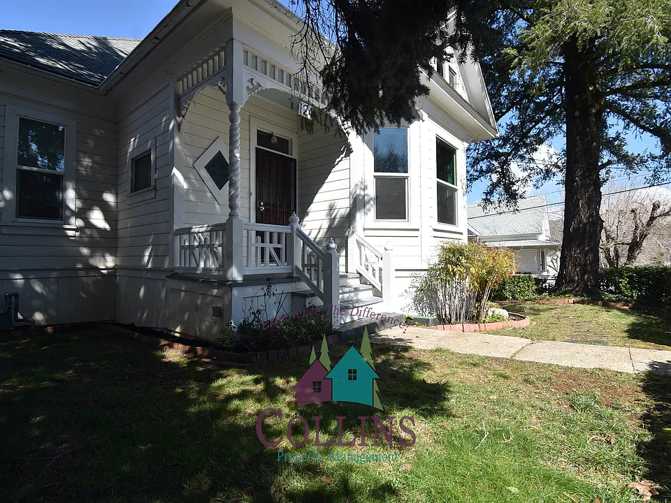 124 Winchester St