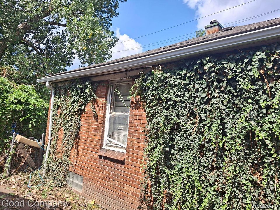 2nd image of 11739 Stahelin Ave