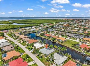 2718 Saint Thomas Dr, Punta Gorda, FL 33950