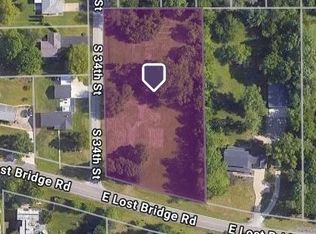 3360 E Lost Bridge Rd, Decatur, IL 62521