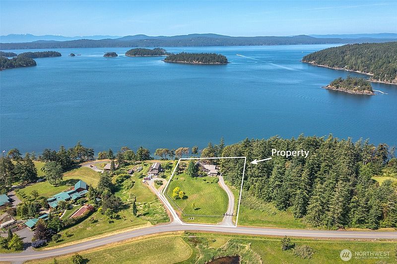 2nd image of 5686 Deer Harbor Road