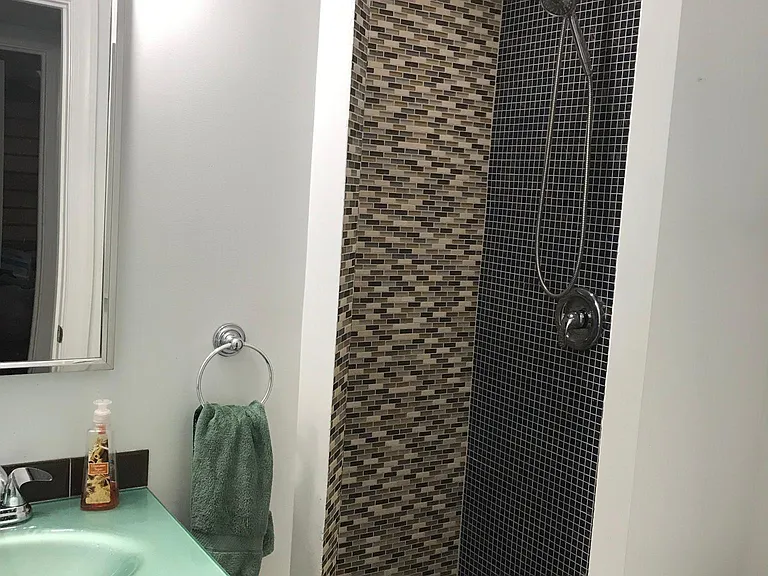 Full bathroom