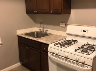 6316 13th St APT 10, Berwyn, IL 60402
