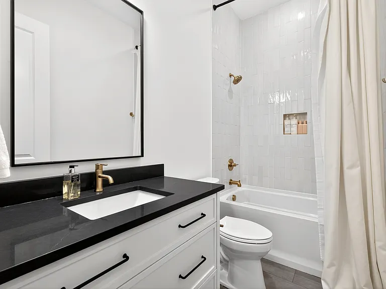 6362A Columbia Ave — Photo 23