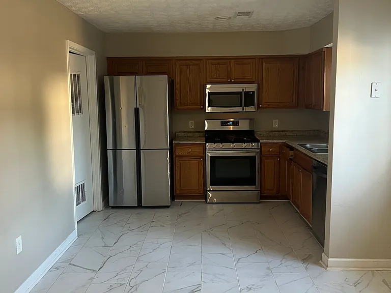 3543 Hopkins Ct — Photo 16