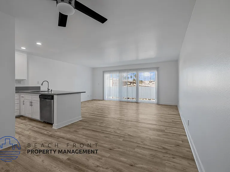 1625 Redondo Ave. — Photo 36