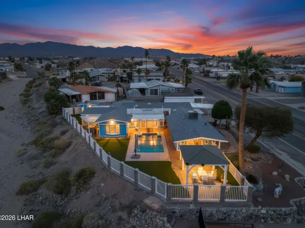 3034 Lake Dr, Lake Havasu City, AZ 86404