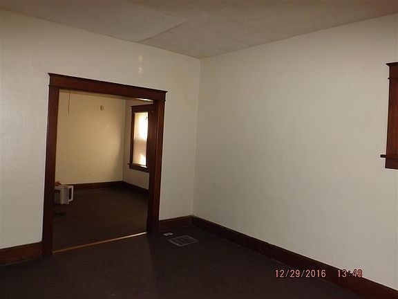4th image of 3705 E 29th St