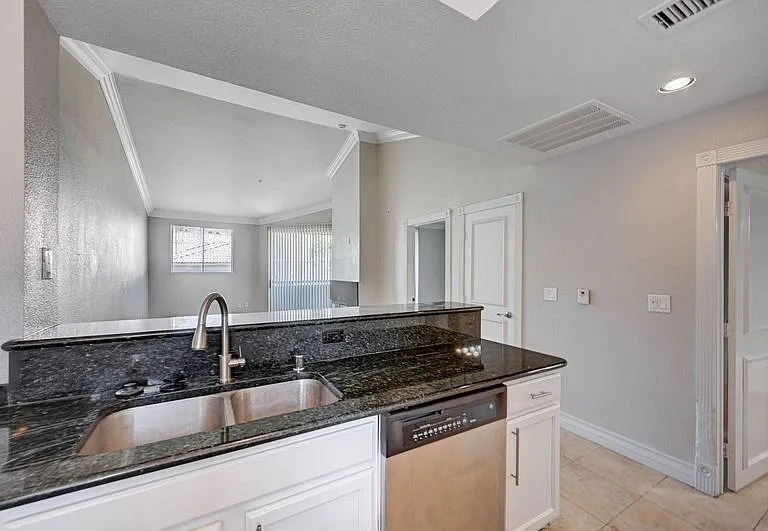 260 E Flamingo Rd #416-1 — Photo 20