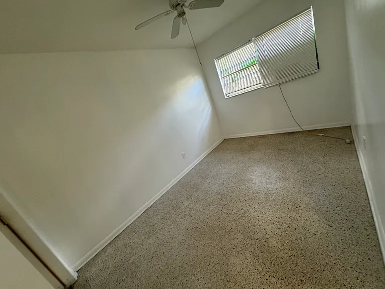 208 S Armenia Ave #2 — Photo 5
