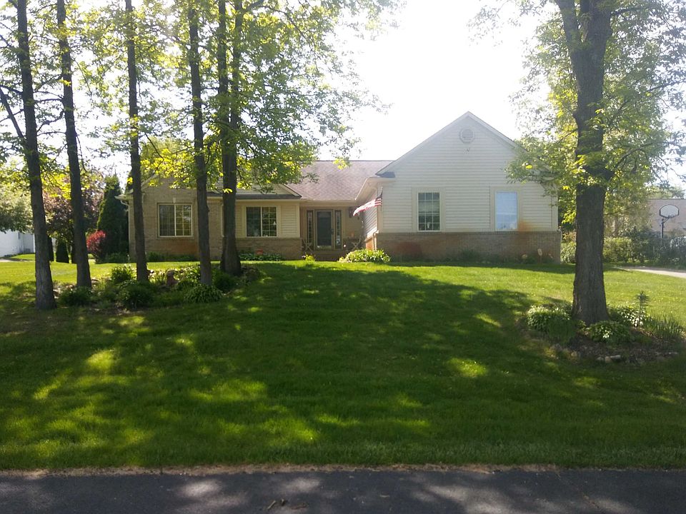 1st image of 16210 Pine Lake Forest Ct