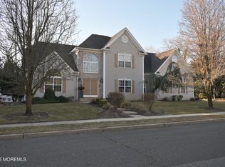 1439 Oakwood Hollow Ln, Toms River, NJ