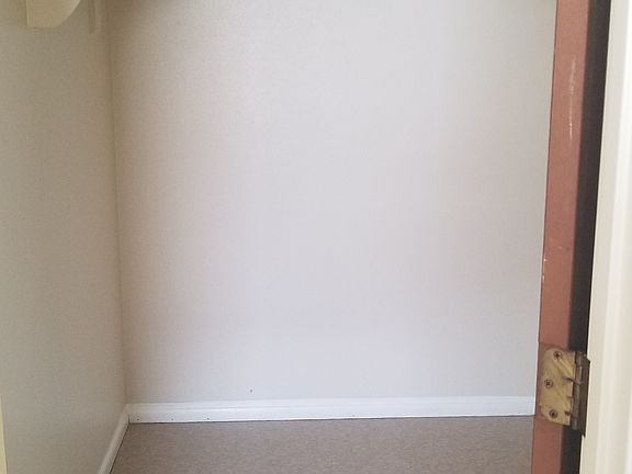 4th image of 2204 N Tucker Ave #4
