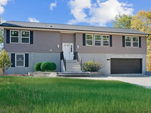 15 Bills Ln, Montague Twp., NJ 07827