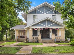 300 Hickory St, Honey Grove, TX 75446