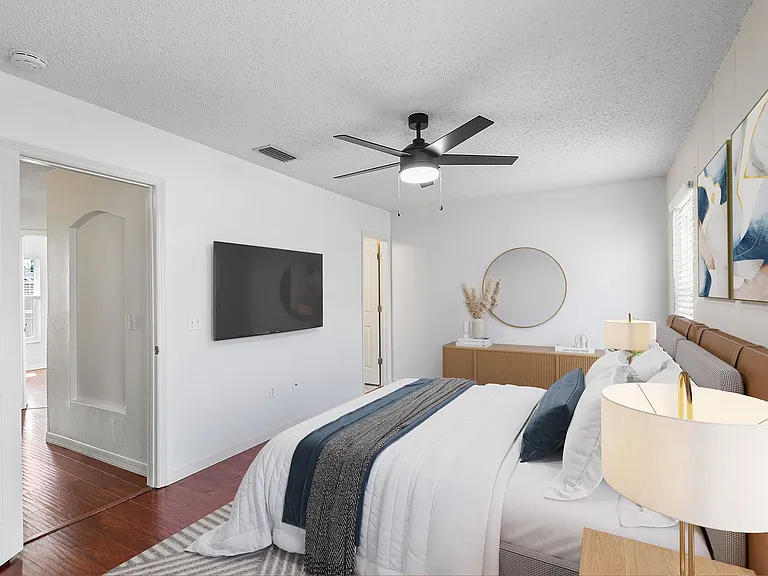 10112 Farmingdale Pl — Photo 8