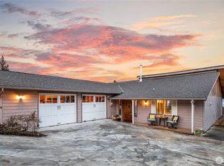 101 Jackson Ln, Port Ludlow, WA