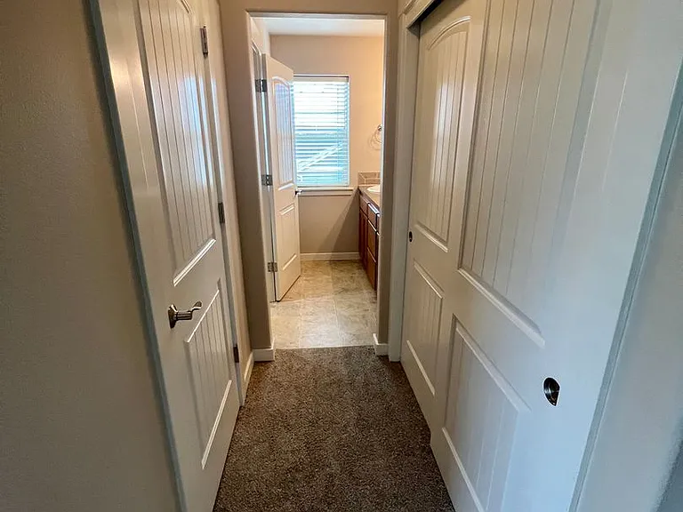 63220 Lancaster St — Photo 10