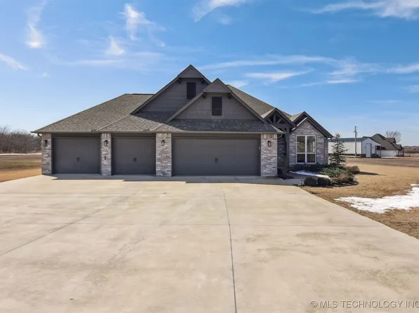 19916 E 126th St N, Collinsville, OK 74021