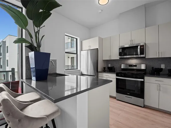 3900 Berkman Dr #206, Austin, TX 78723